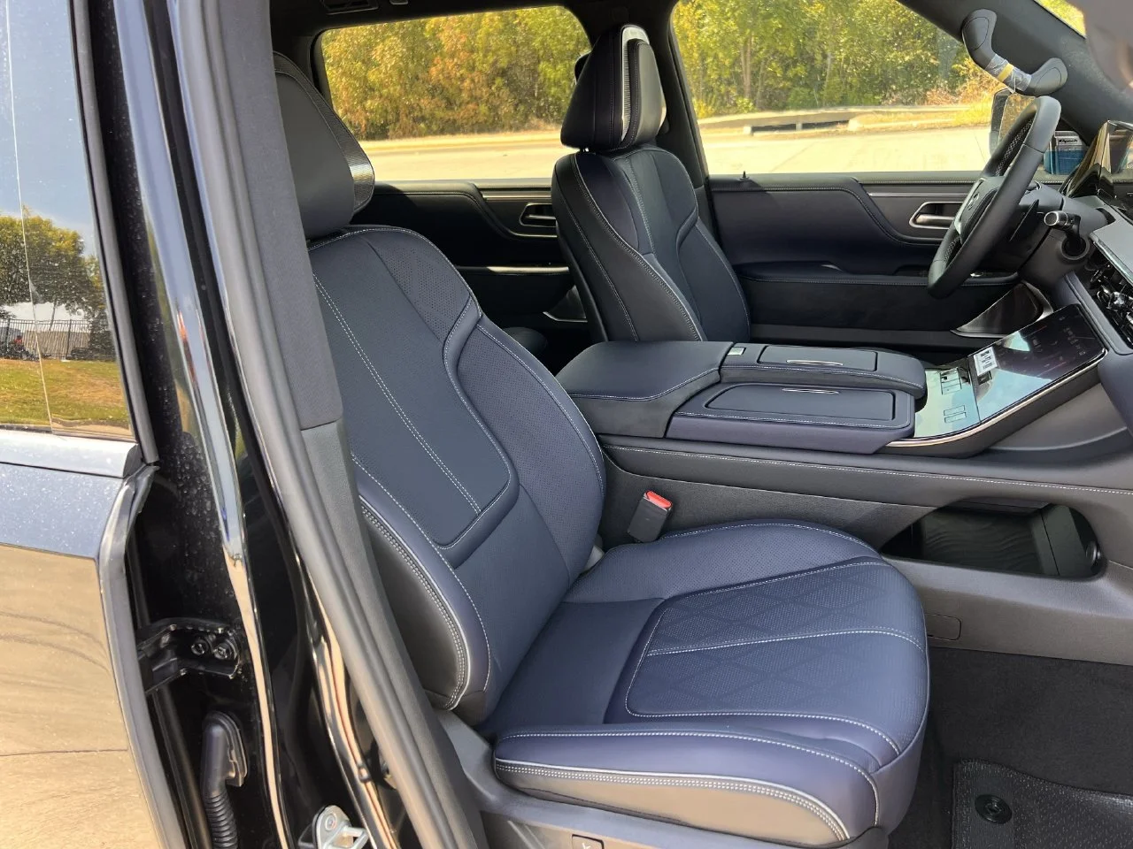 New 2027 MINERAL BLACK INFINITI Sport 4WD image 23