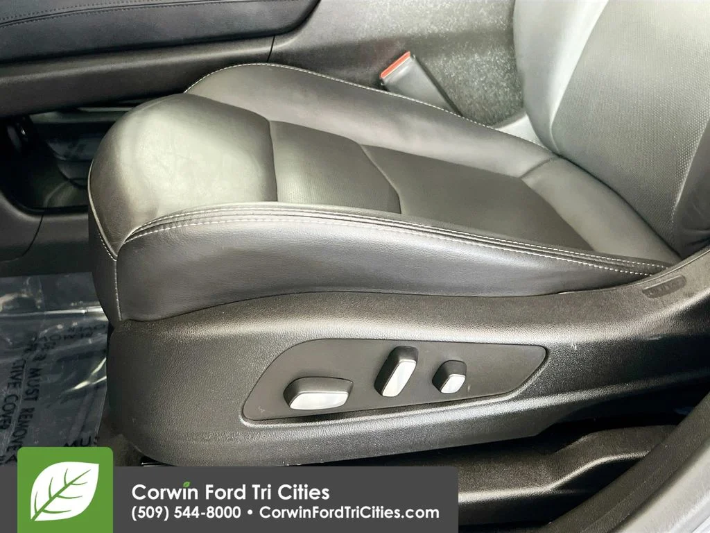 Used 2023 Stellar Black Metallic Cadillac Sport image 24