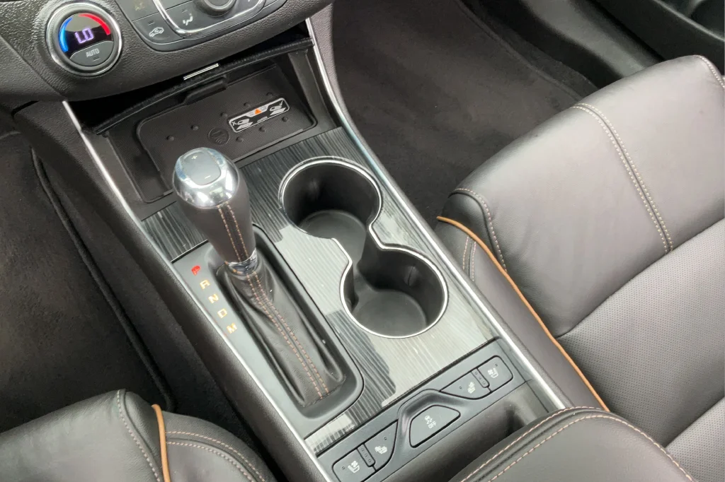 Used 2018 Red Chevrolet Premier image 25