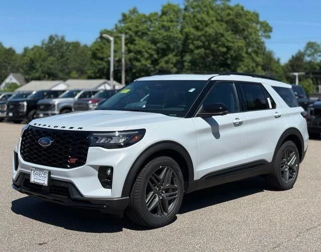 New 2026 Space White Metallic Ford ST image 10