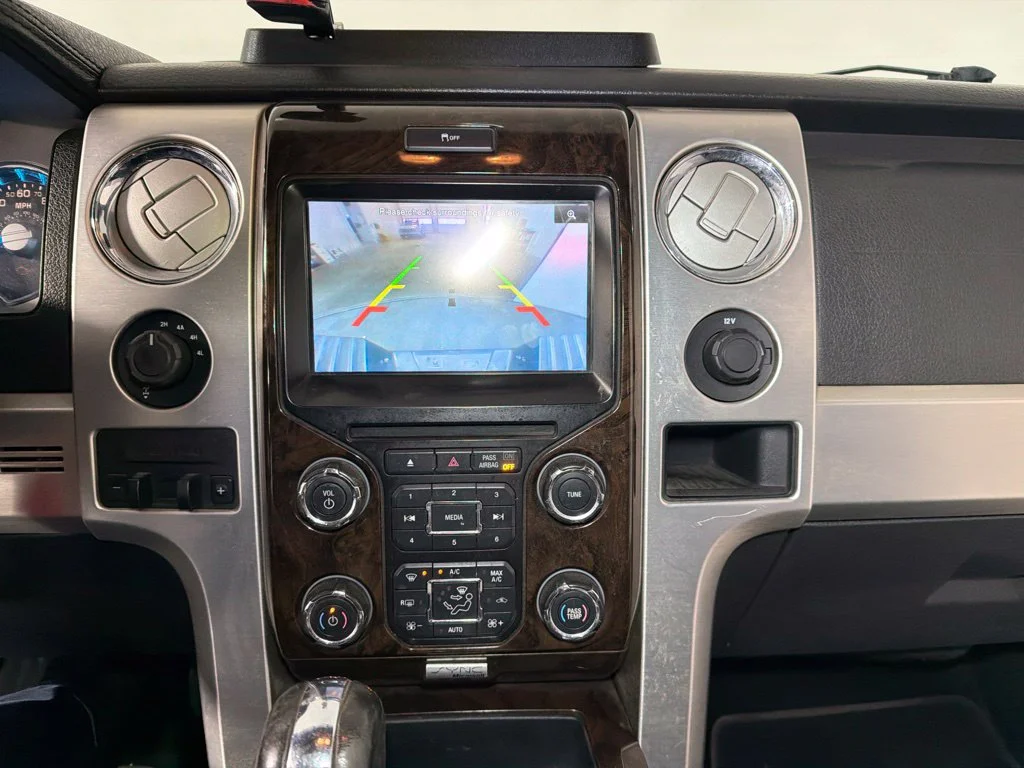 Used 2013 Silver Ford Platinum image 17