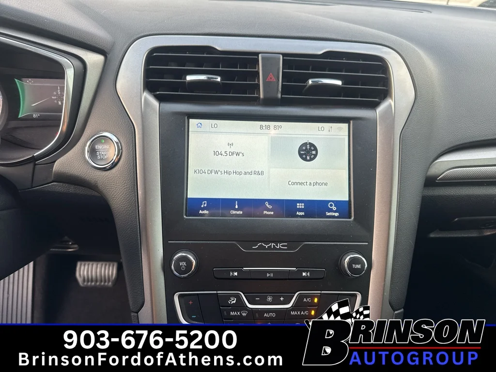 Used 2020 Agate Black Metallic Ford SE image 22
