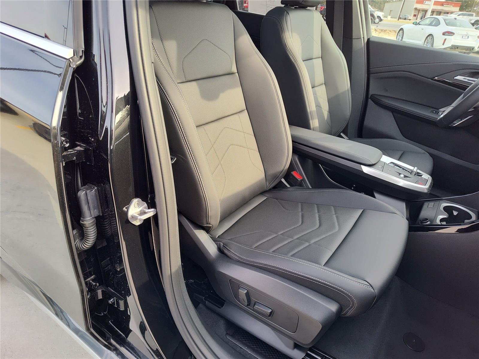 New 2026 Black Sapphire Metallic BMW xDrive28i image 13
