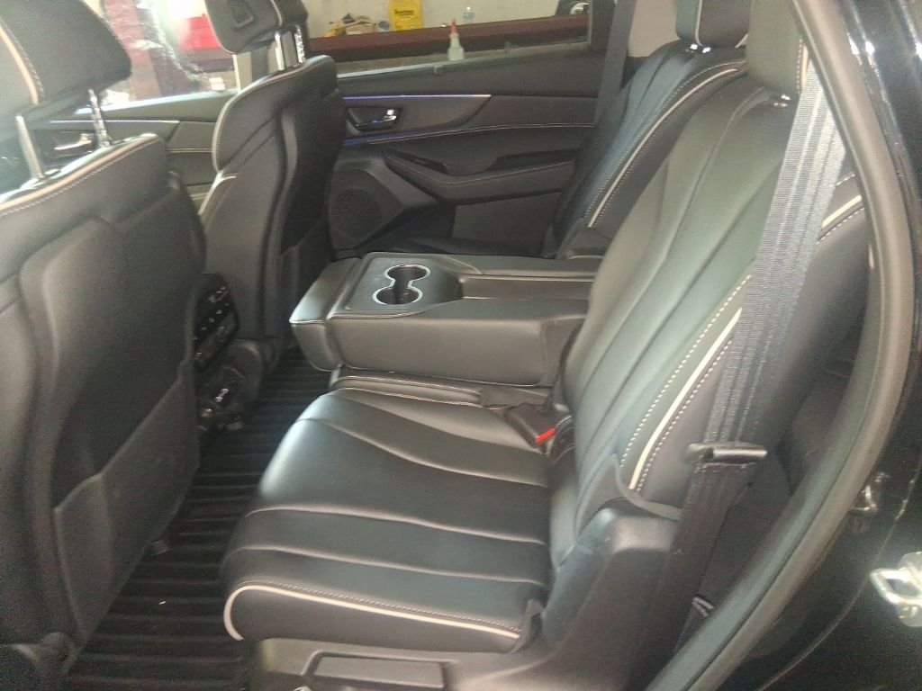 Used 2023 Black Acura Advance image 10