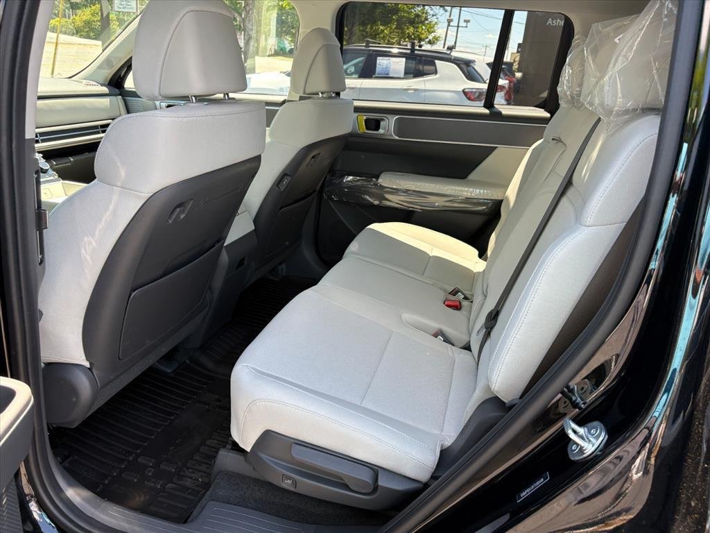 New 2026 Phantom Black S3b Hyundai SE image 28