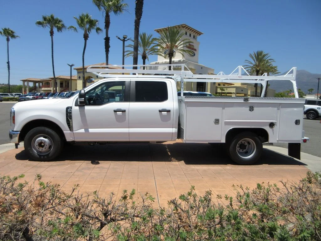 New 2026 Oxford White Ford XL image 1