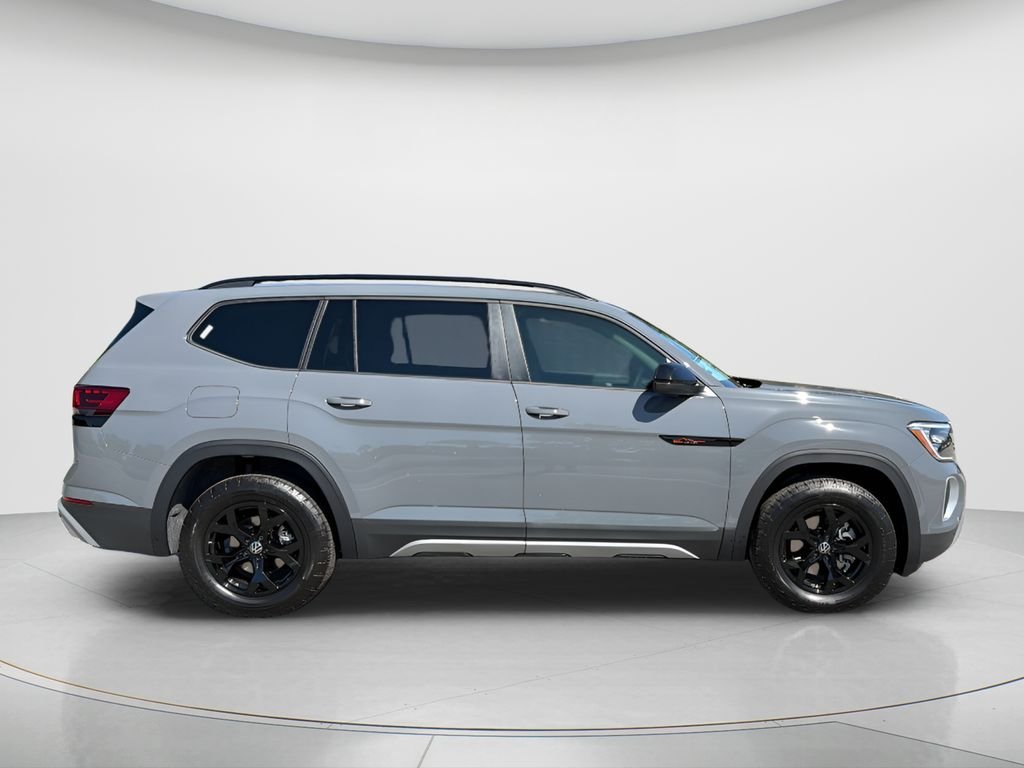 New 2026 Pure Gray Volkswagen Peak Edition image 4