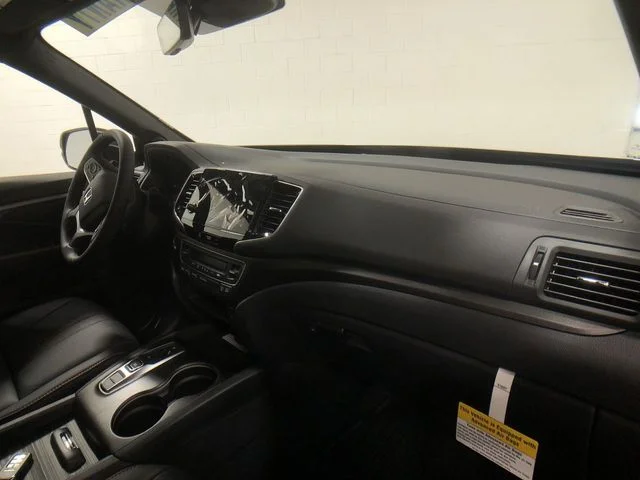 Certified Used 2023 Crystal Black Pearl Honda TrailSport image 28