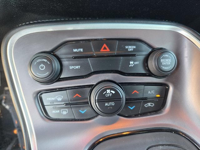 Used 2021 White Dodge SXT image 14