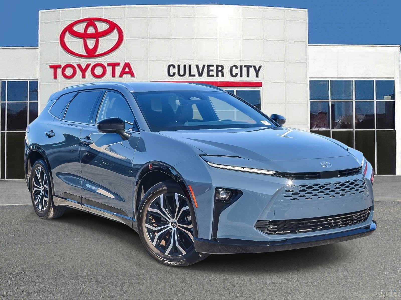 2025 Toyota Crown Signia