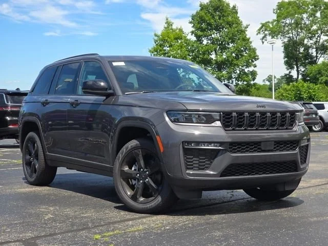 New 2026 Baltic Gray Metallic Clearcoat Jeep Limited image 2