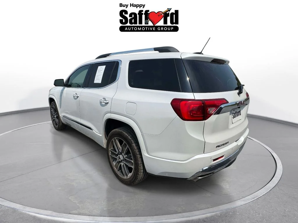 Used 2017 White GMC Denali image 2