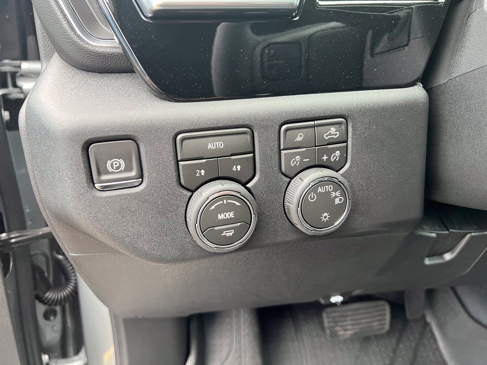 2026 Chevrolet Silverado 1500 LT - Photo 17