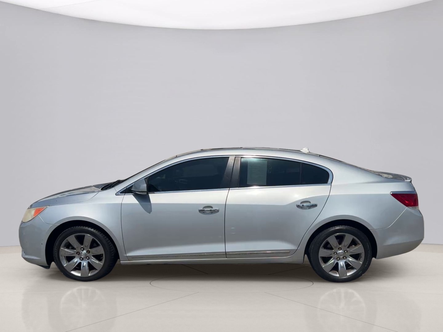 Used 2011 Silver Buick CLX FWD image 2