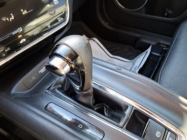 2016 Honda HR-V EX-L SUV Slide 14