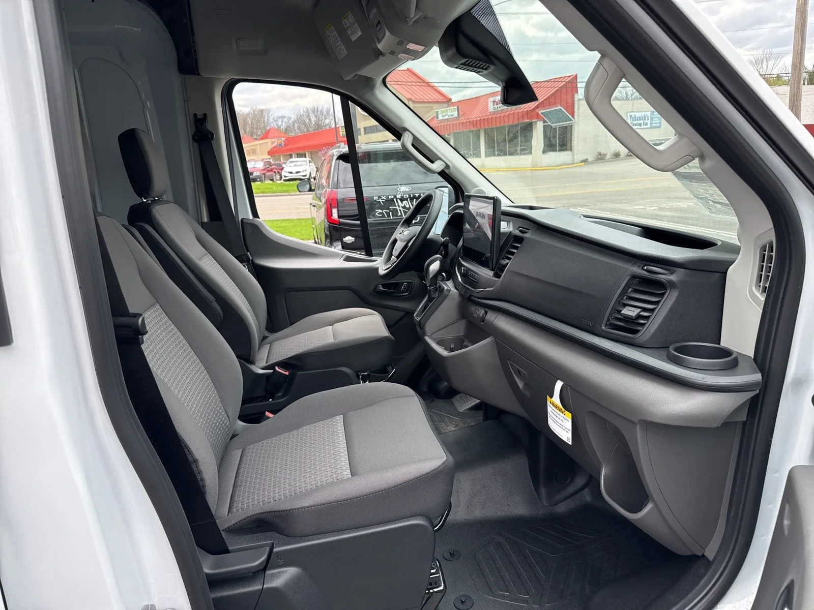 New 2026 Oxford White Ford Cargo Van image 34