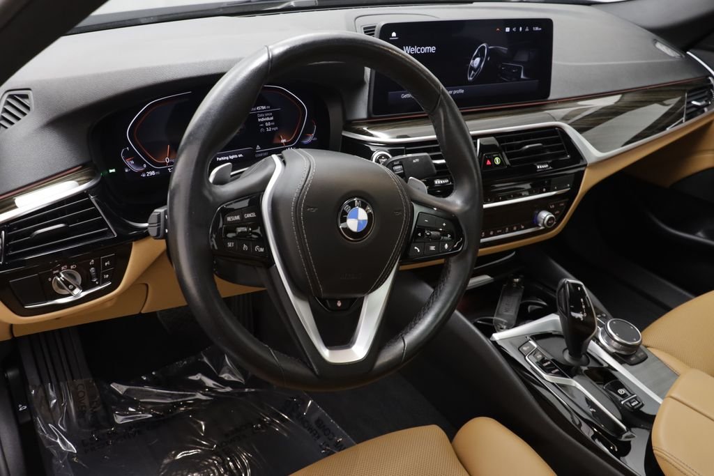 Certified Used 2023 Dark Graphite Metallic BMW 530i xDrive image 6
