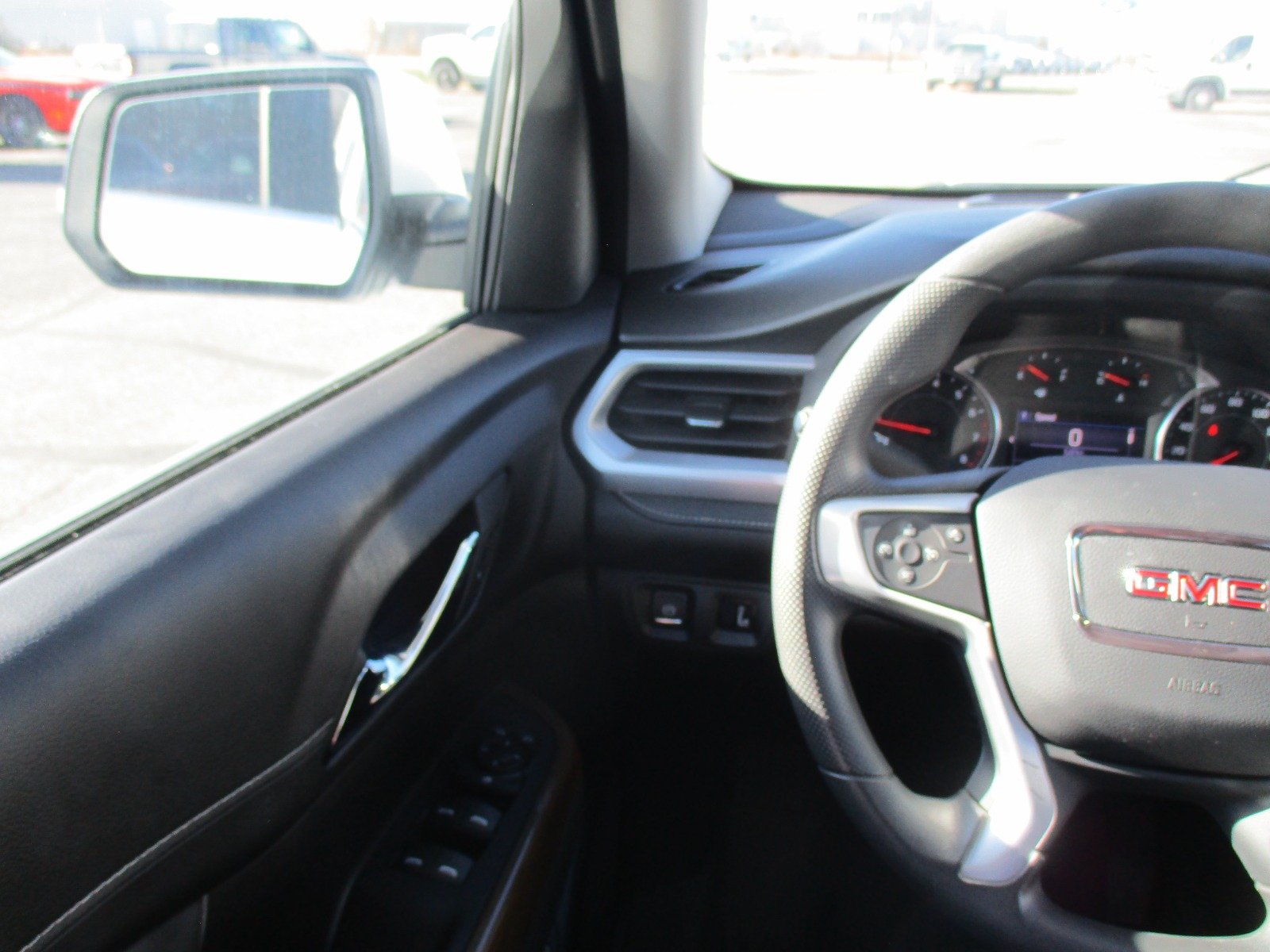Used 2023 WHITE Gmc Sle image 17