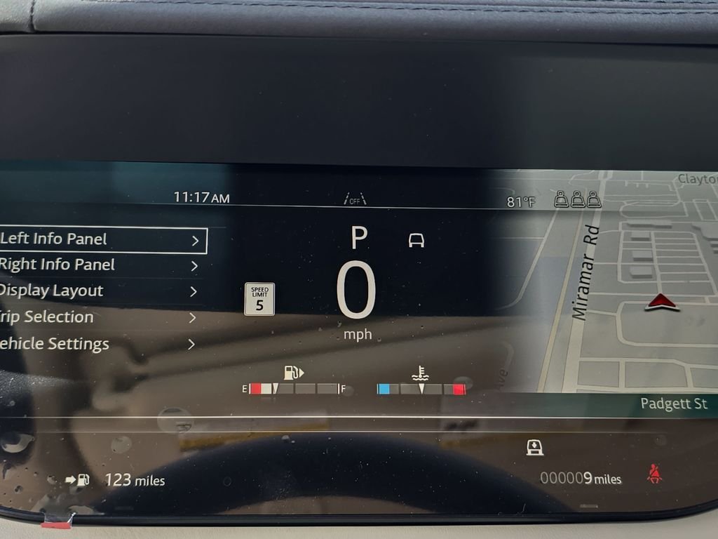New 2026 Fuji White Land Rover SE image 21