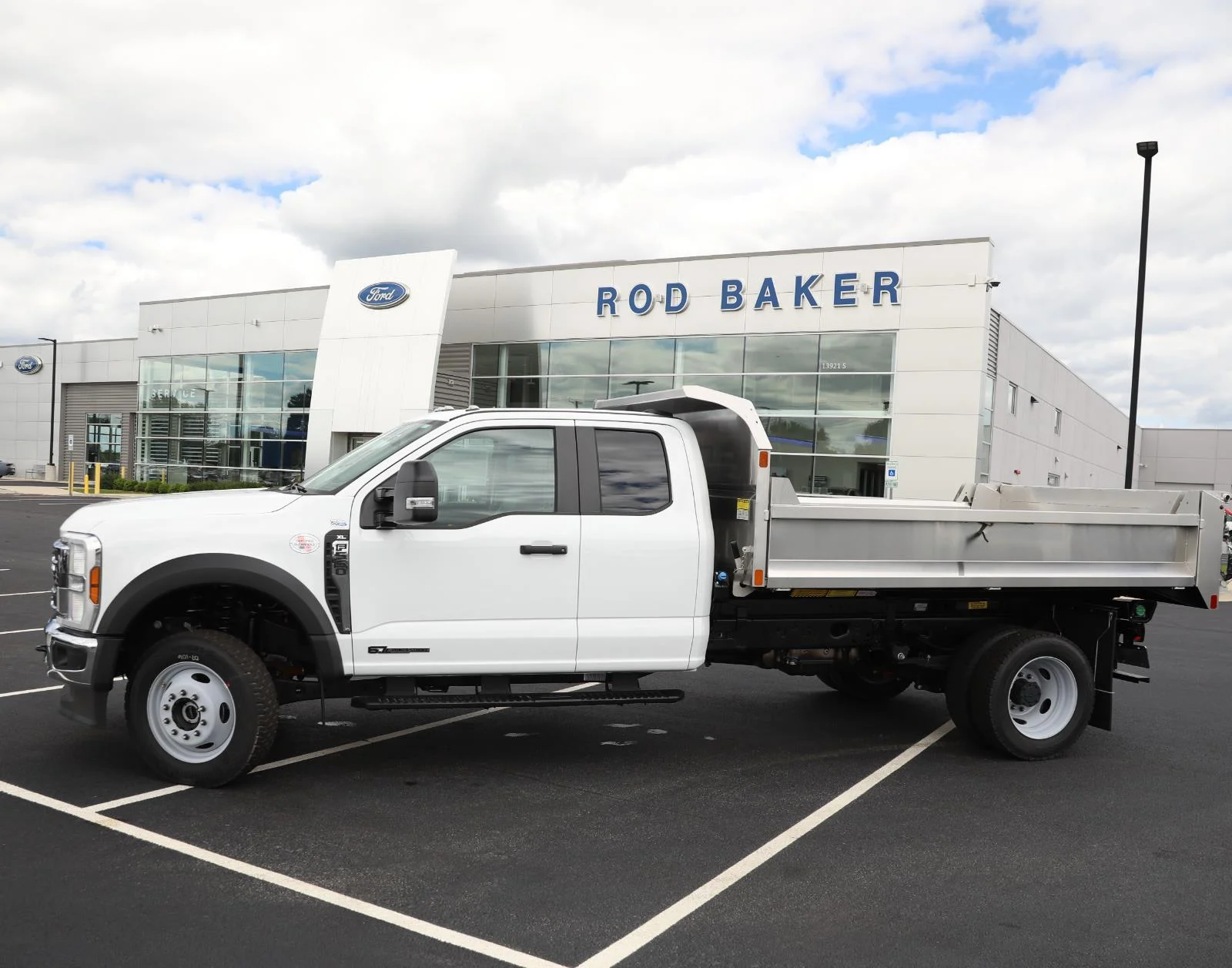 2026 Ford F-550 Super Duty Chassis Cab
