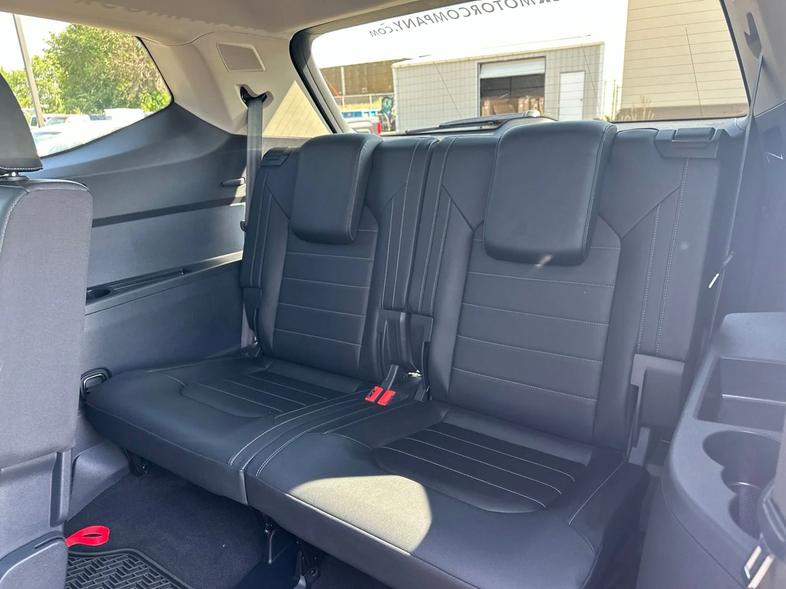 Used 2019 Gray Volkswagen SEL Premium image 31