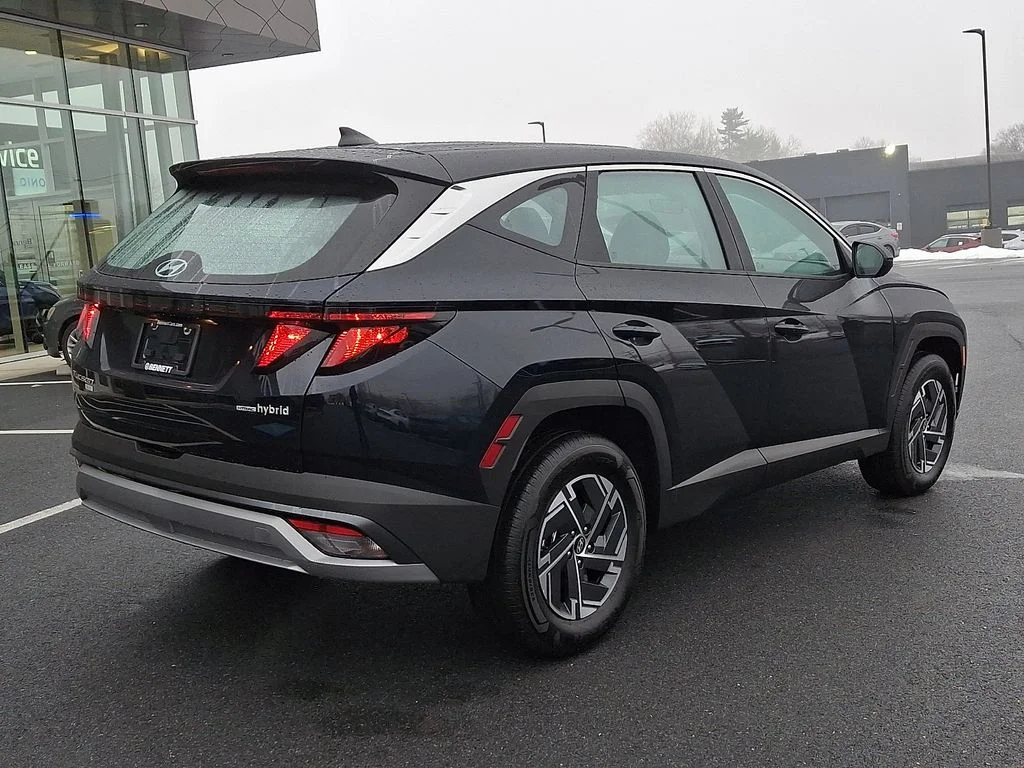 New 2026  Hyundai Blue SE image 5
