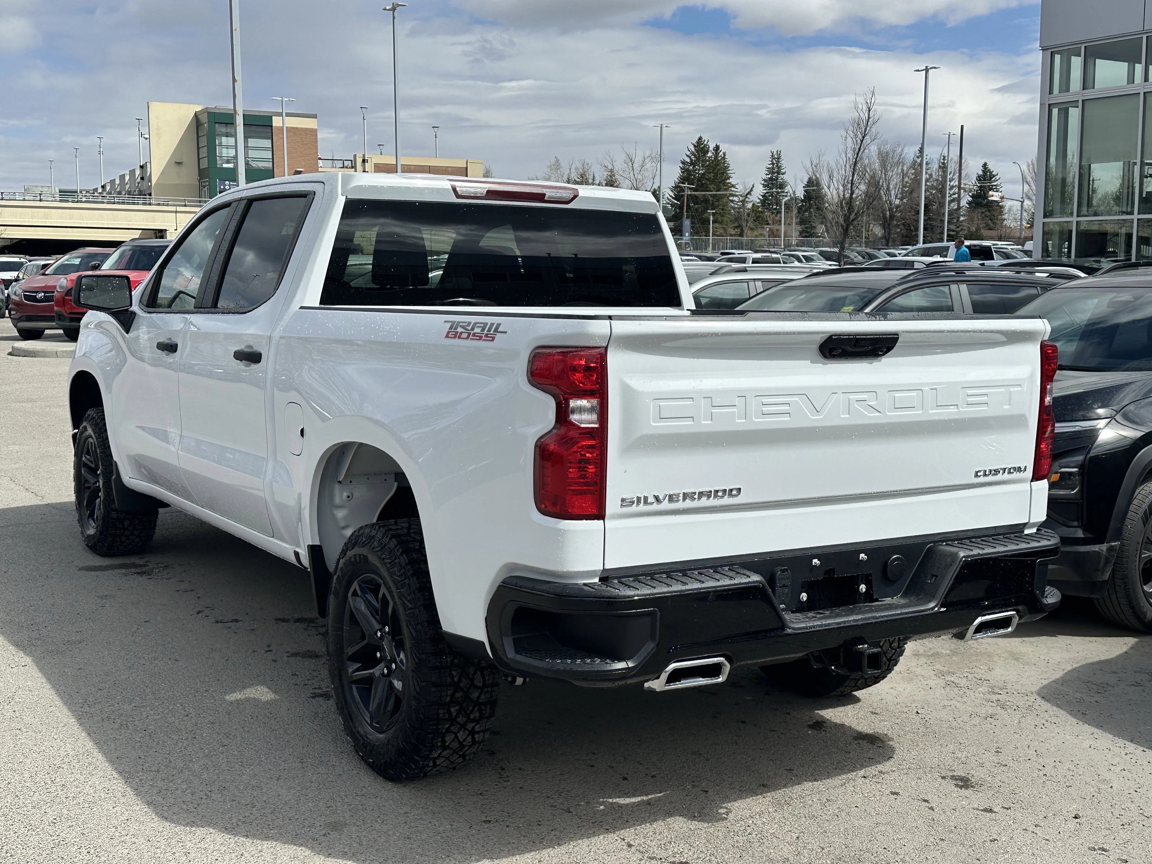 New 2026 Summit White Chevrolet Custom Trail Boss image 4