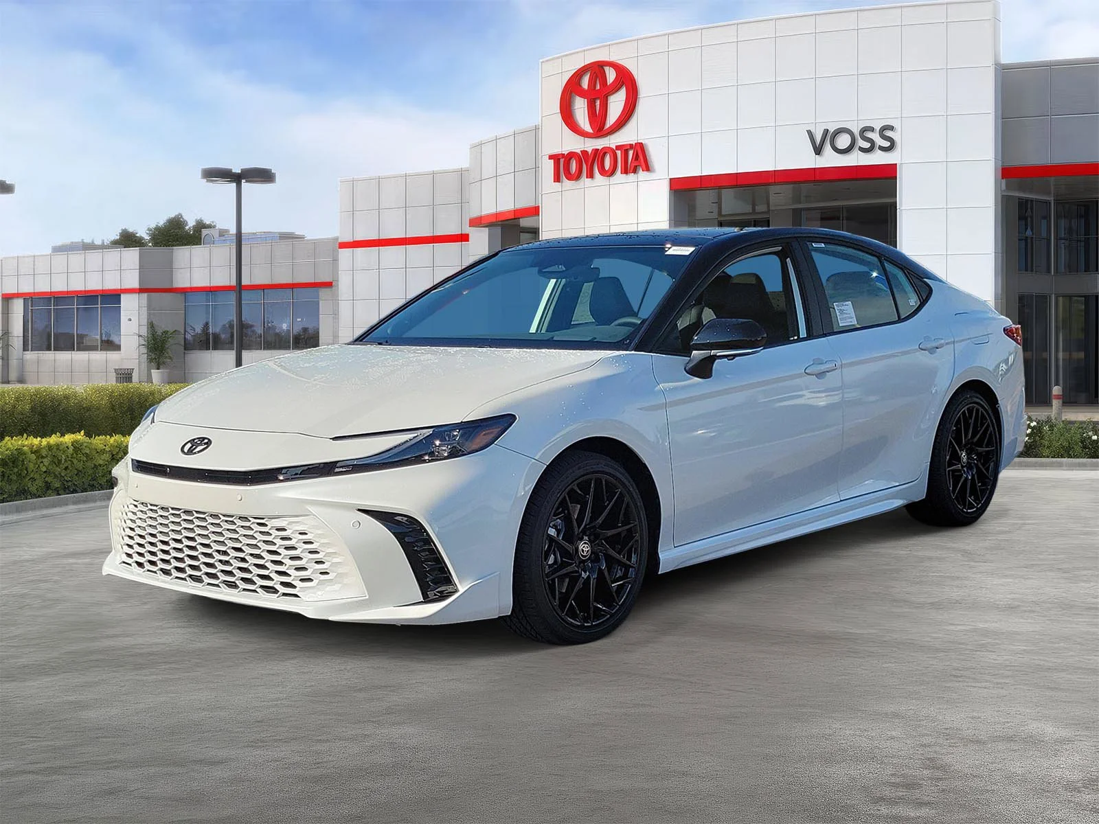 New 2026 Wind Chill Pearl w/Midnight Black Metallic Roof Toyota XSE image 2