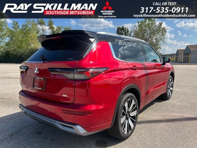 New 2026 Red Diamond/Black Roof Mitsubishi SEL image 5