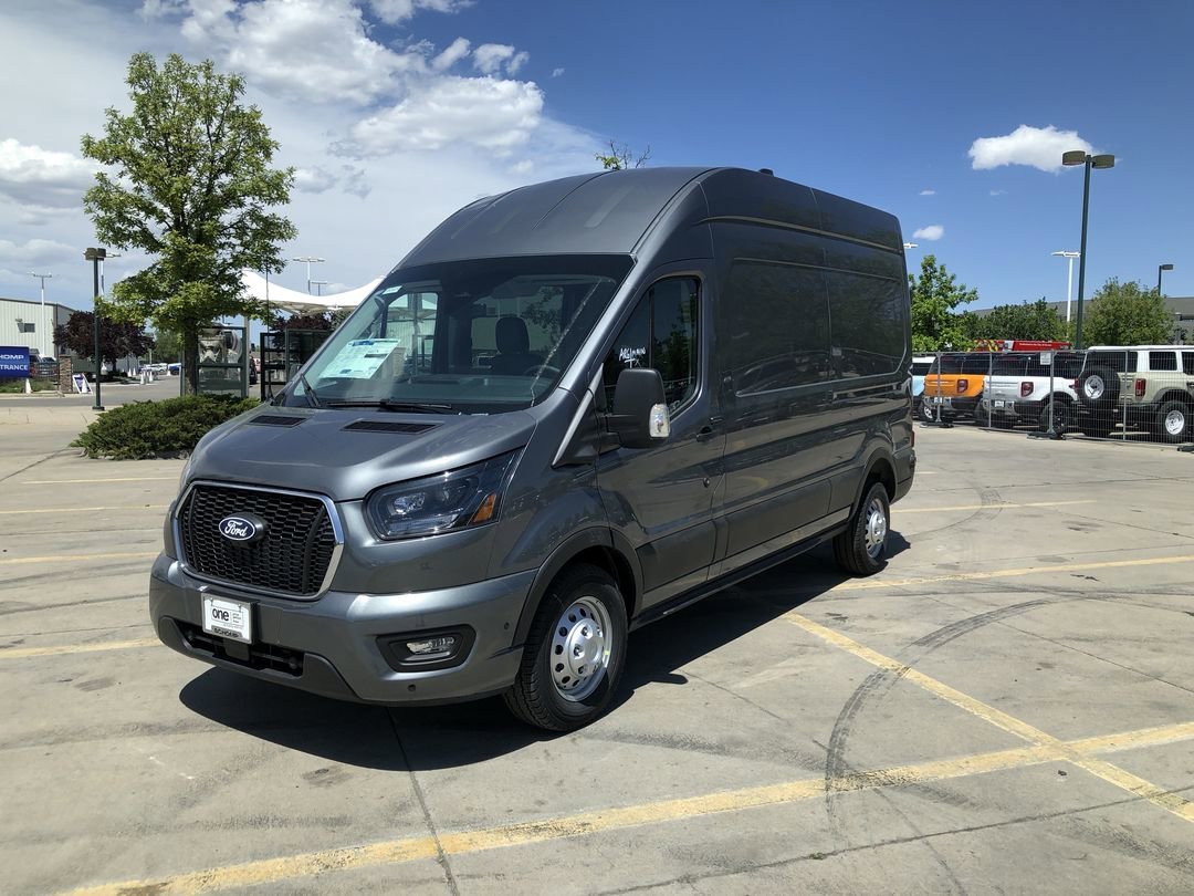 New 2026 Carbonized Gray Metallic Ford  image 4