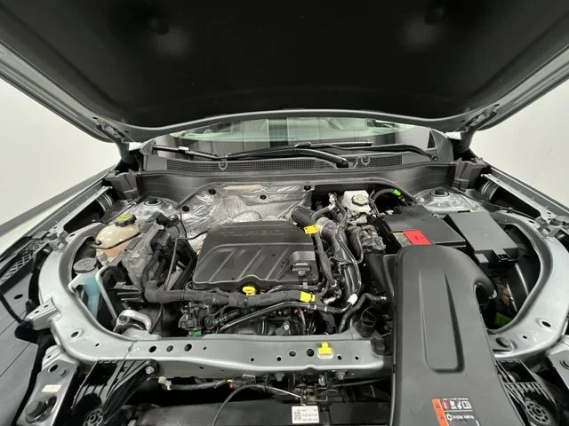 Used 2025 Gray Chevrolet LT image 28