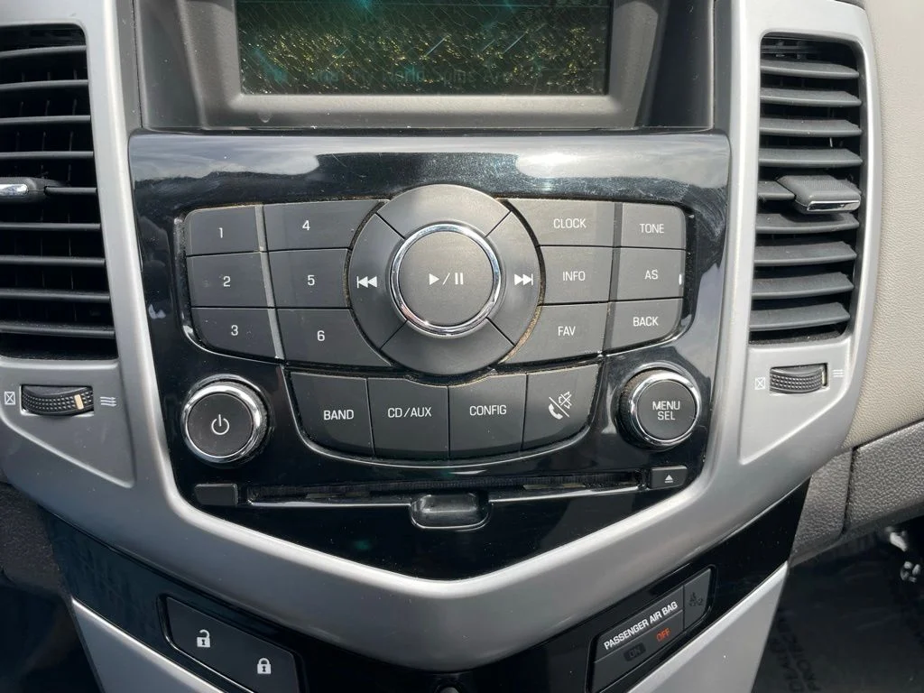 Used 2012 Autumn Metallic Chevrolet LS image 11
