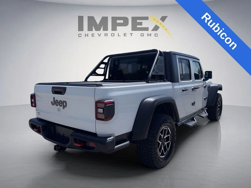 Used 2024 White Jeep Rubicon image 5