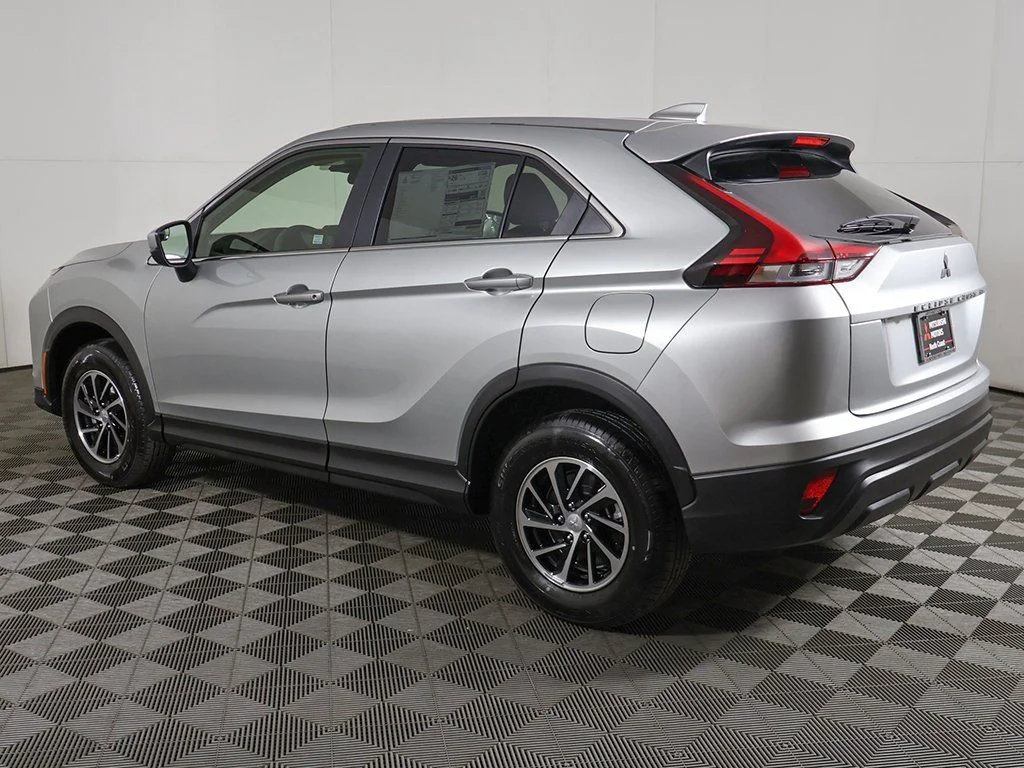 2026 Mitsubishi Eclipse Cross ES - Photo 10