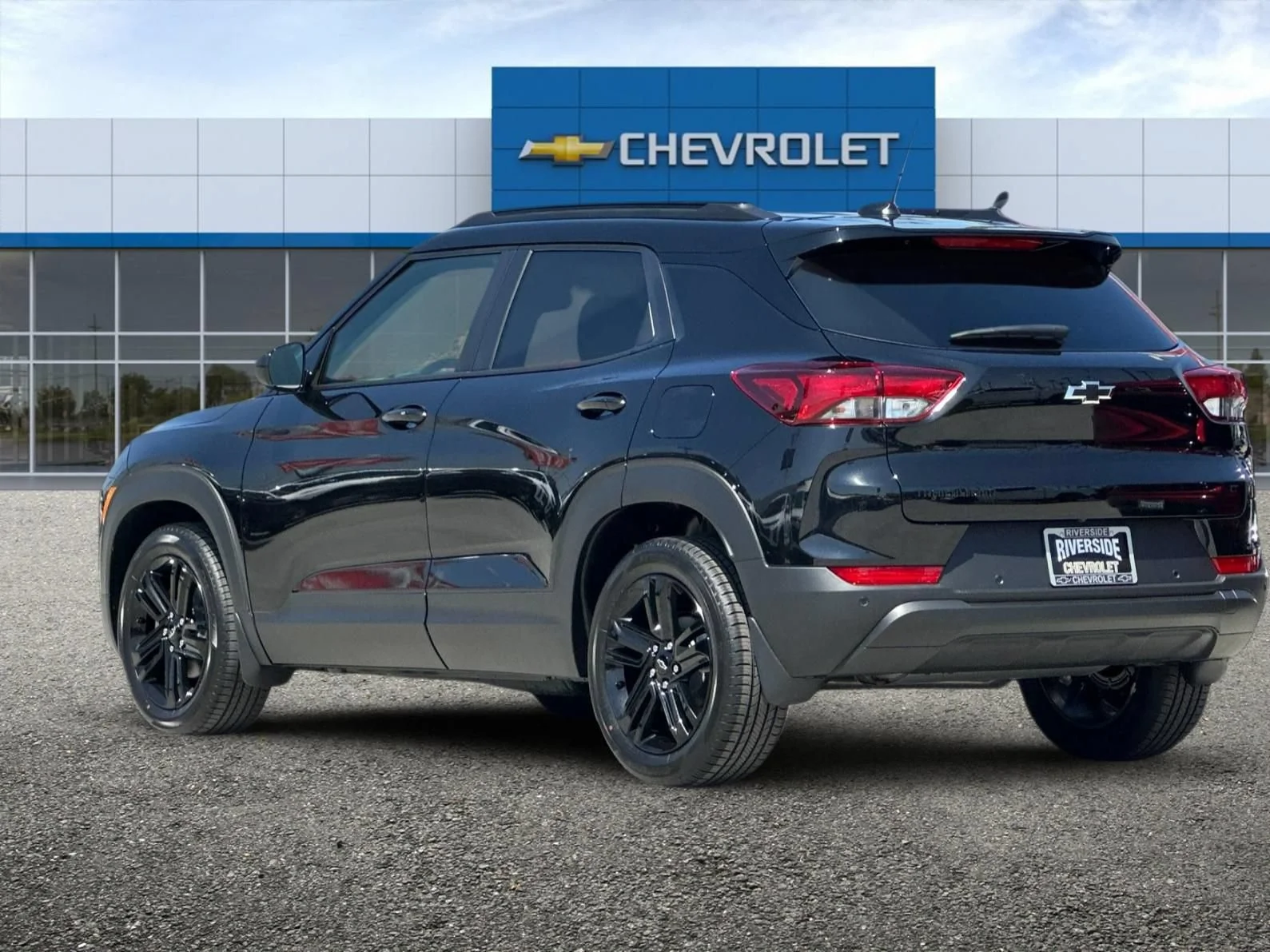New 2026 Mosaic Black Metallic Chevrolet LT image 6