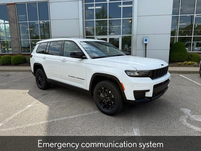New 2025 Bright White Clear-Coat Exterior Paint Jeep Laredo image 10