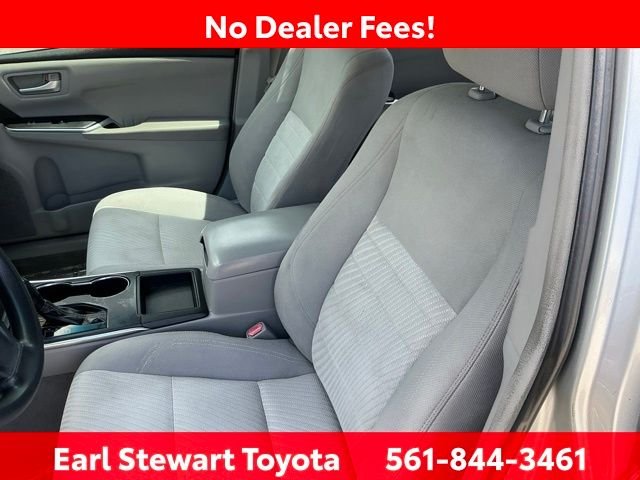 Used 2017 Silver Toyota LE image 17