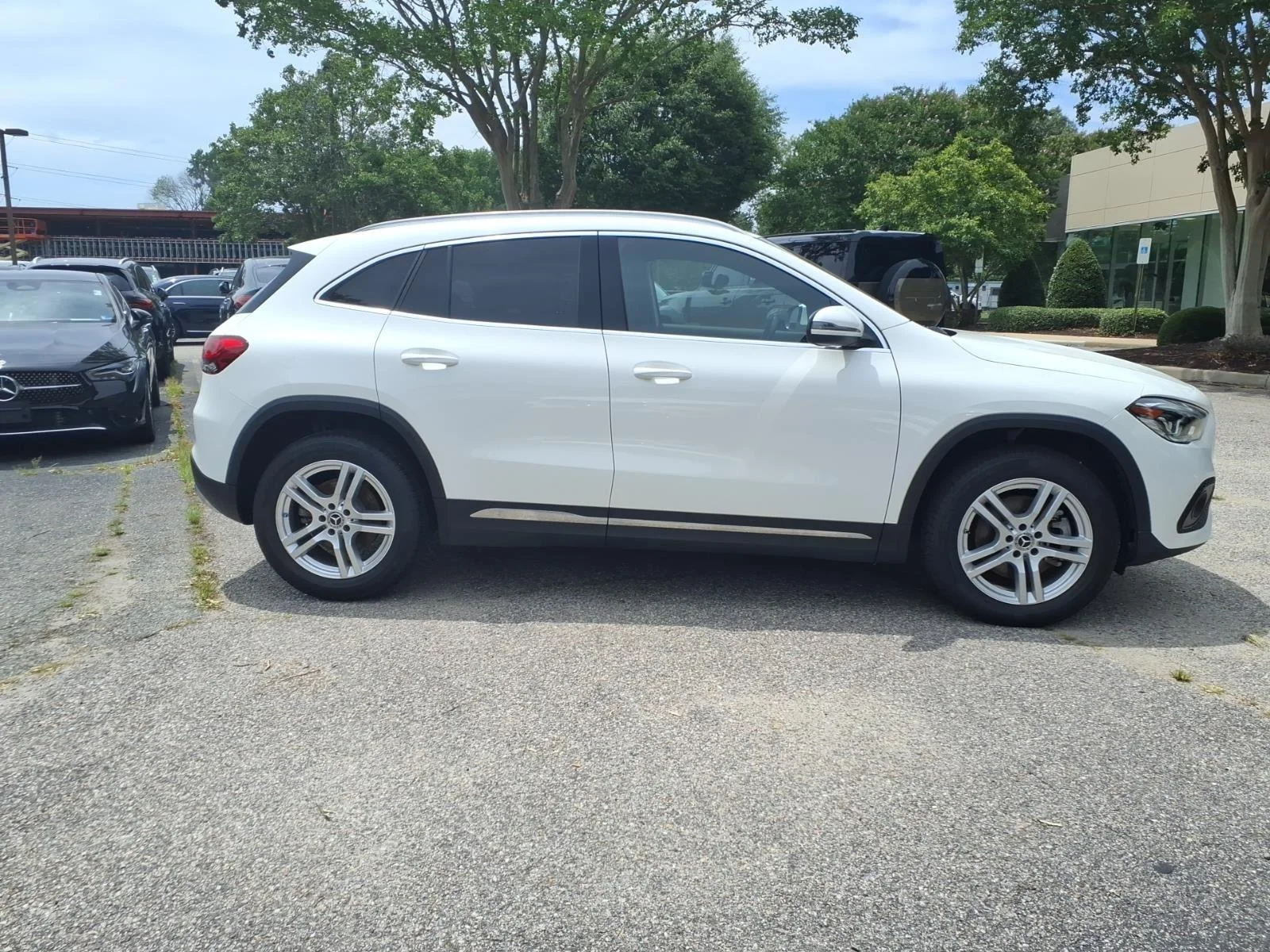 Used 2023 Polar White Mercedes-Benz GLA 250 image 5