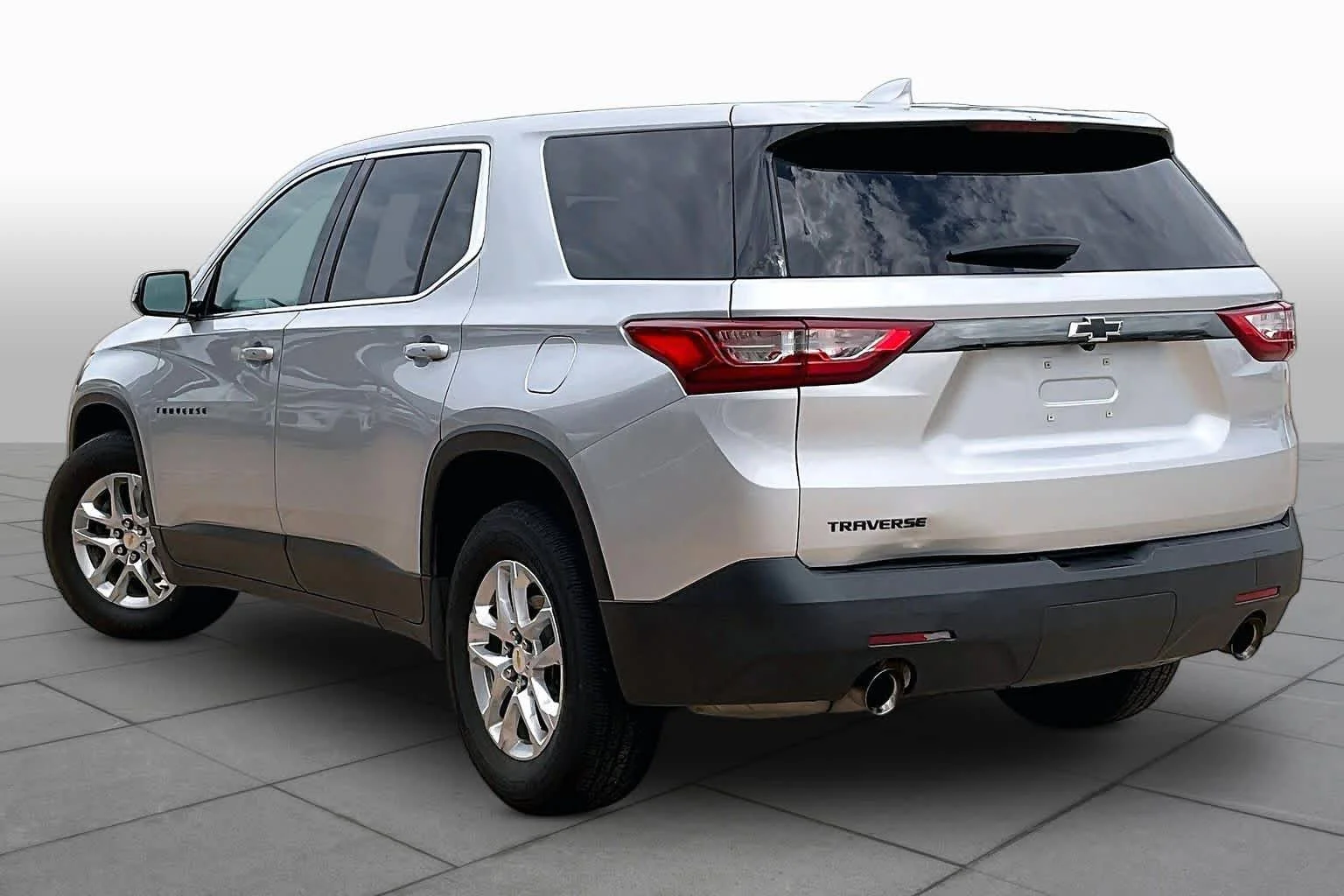 Used 2019 Silver Ice Metallic Chevrolet LS image 12