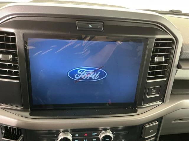 New 2026 Oxford White Ford XLT image 17