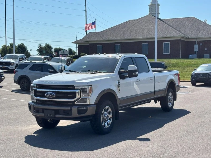 Used 2022  Ford King Ranch image 7