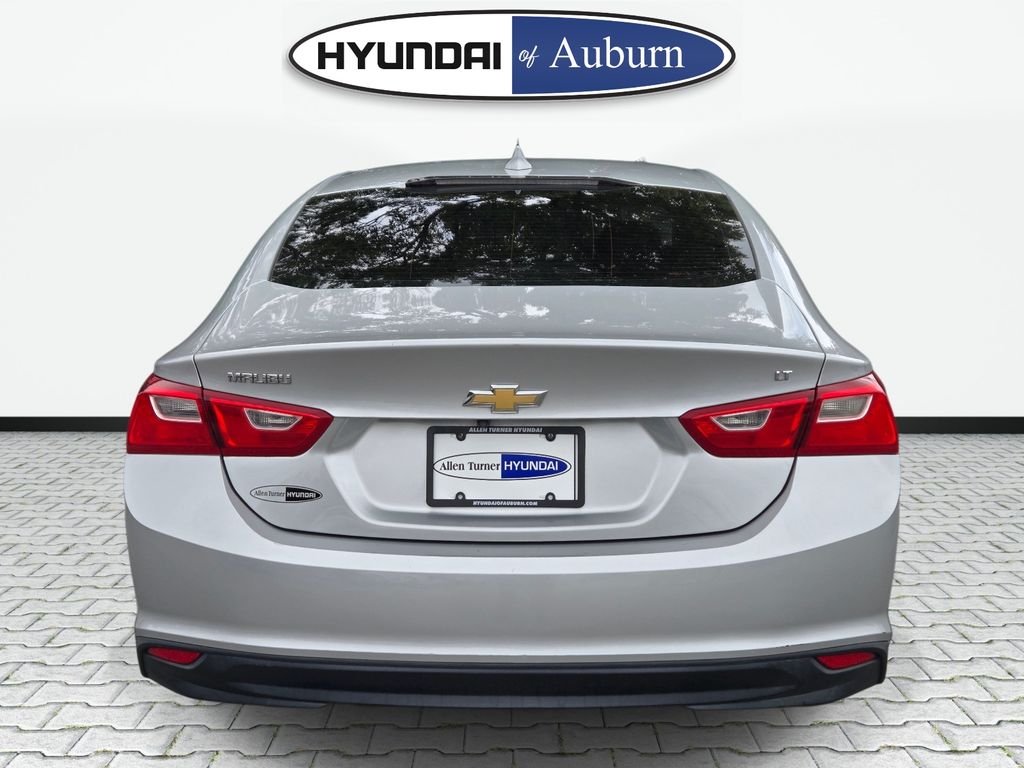 Used 2018 Silver Chevrolet LT image 7