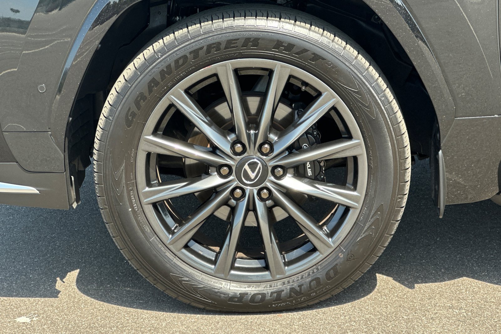 2026 Lexus LX 700h F-Sport - Photo 27