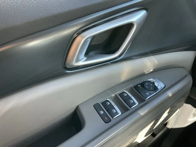 Used 2026 Gray Kia LXS image 13
