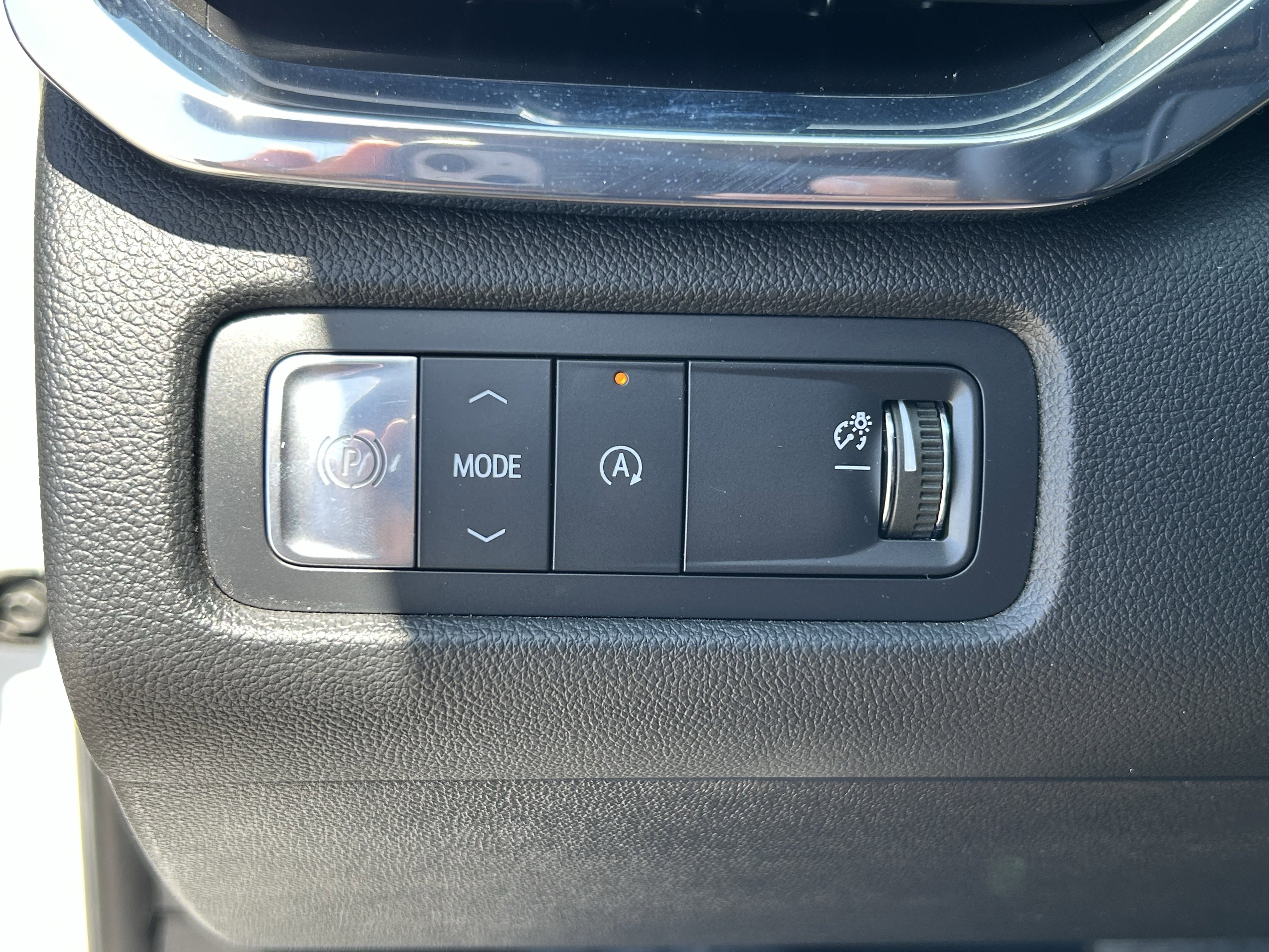 2025 GMC Acadia Elevation - Photo 32