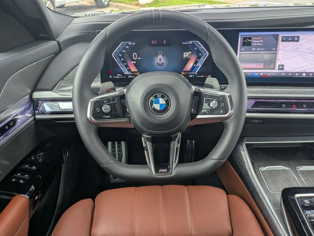 Used 2023 Gray BMW 740i image 11
