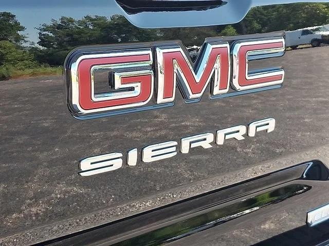 New 2026 Onyx Black GMC Elevation image 23