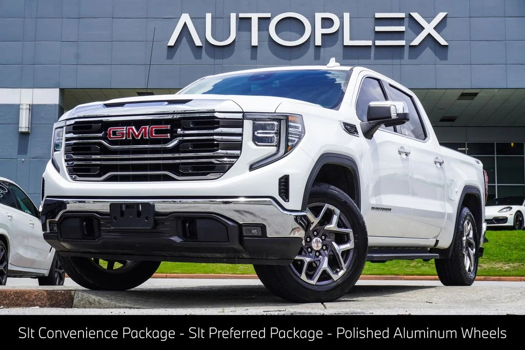 Used 2022 White GMC SLT image 1