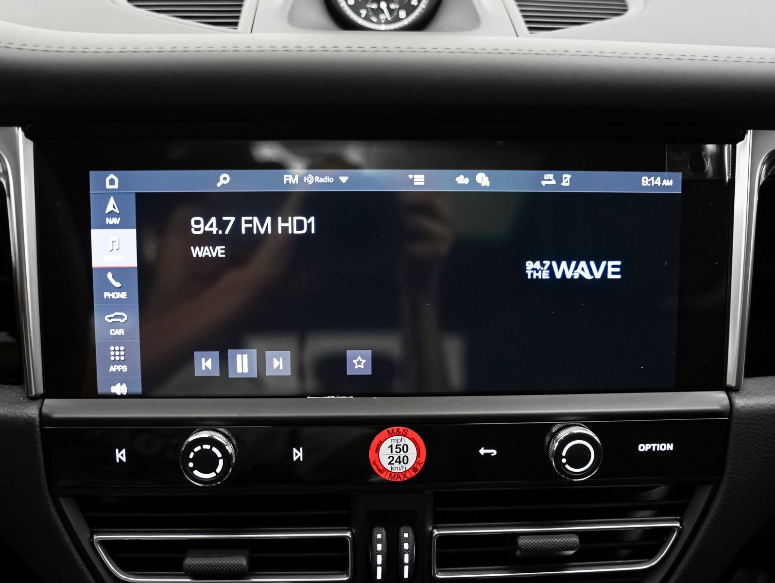 2025 Porsche Macan - Photo 22