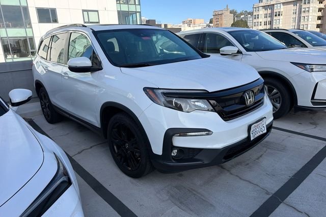Certified Used 2022 Platinum White Pearl Honda Special Edition image 2